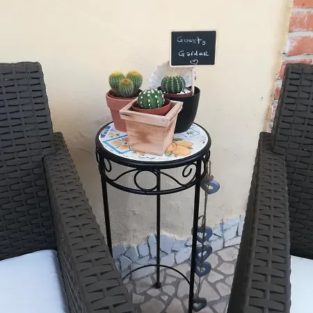 بيت للعطل Casa Vacanze Michelangelo أريتسو